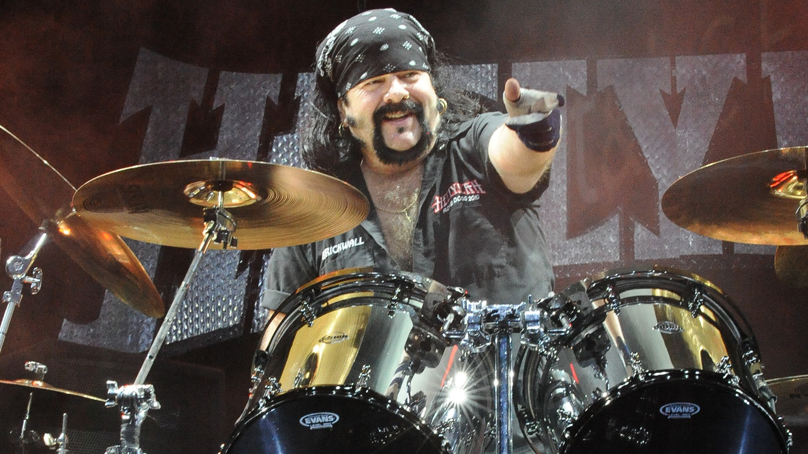 ¡Let There Be Drummers!